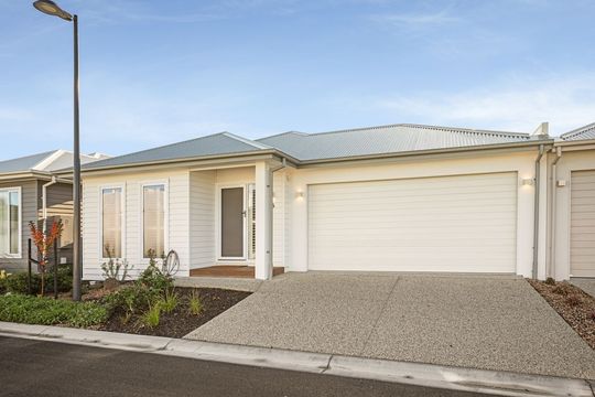 Lifestyle Communities Ridgelea - Spacious, comfortable living with a beautiful open outlook