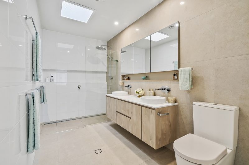 Exquisite Lakeside Property