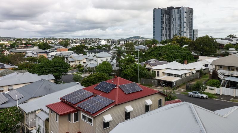 UNDER OFFER - Highly Sought-After Apartment with Ultimate City Views