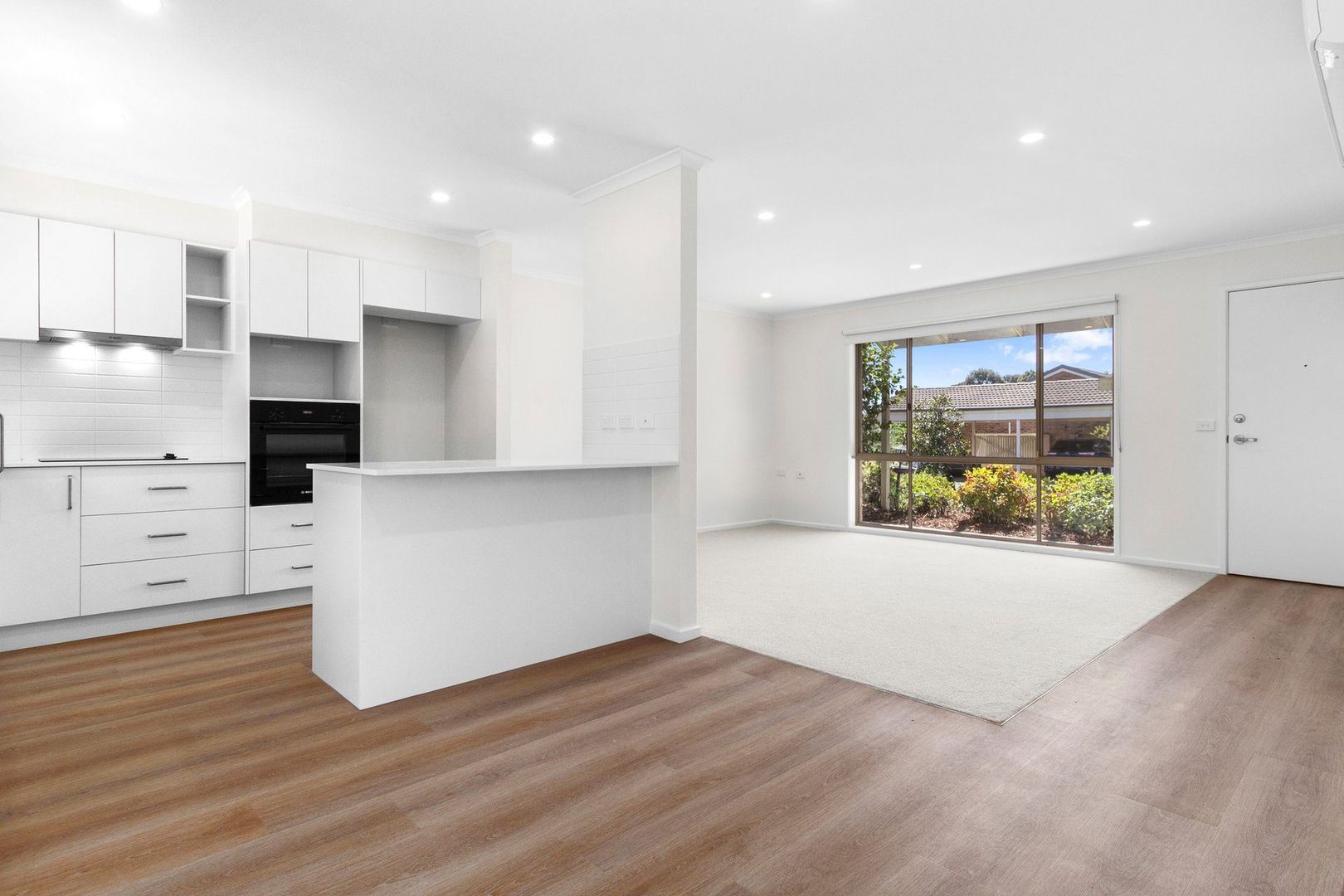 Light-Filled Living, Fresh New Style