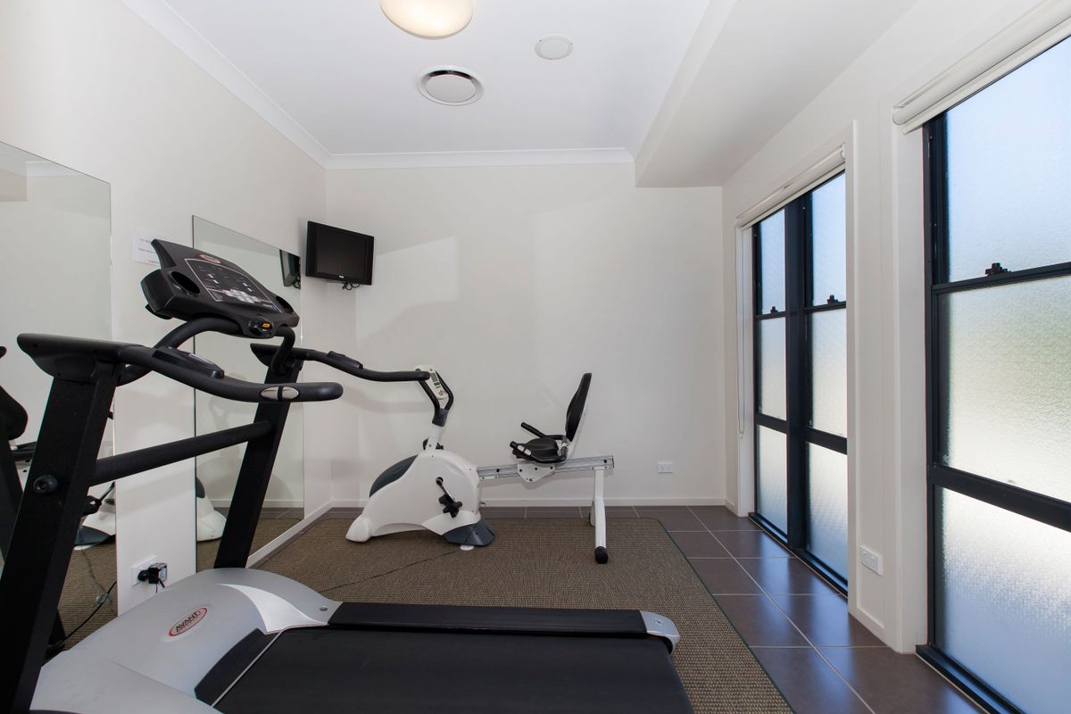 Villa 3 - Oak Tree Burpengary - 2 Bed + 1 Bath