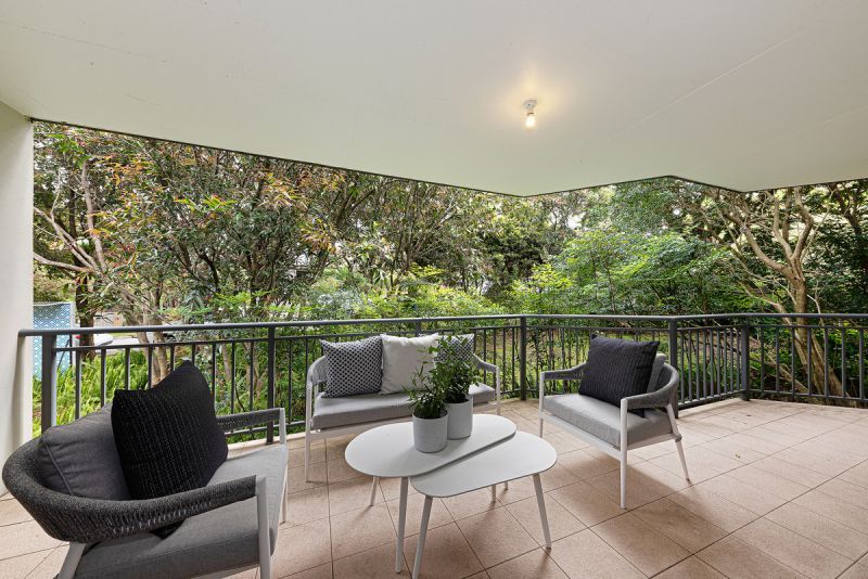 Luxury apartment set in a true-boutique block