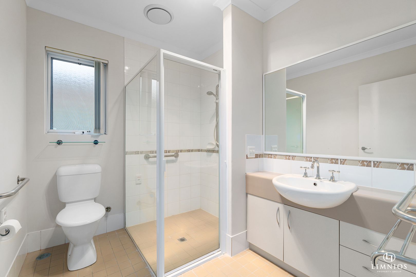 Stunning 3 bedroom Retirement Villa 