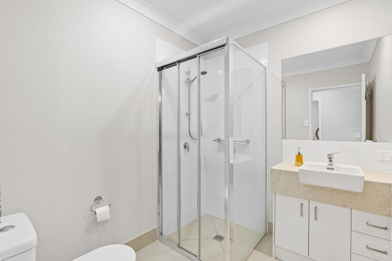 Three Bedroom Haven - Spacious Living!