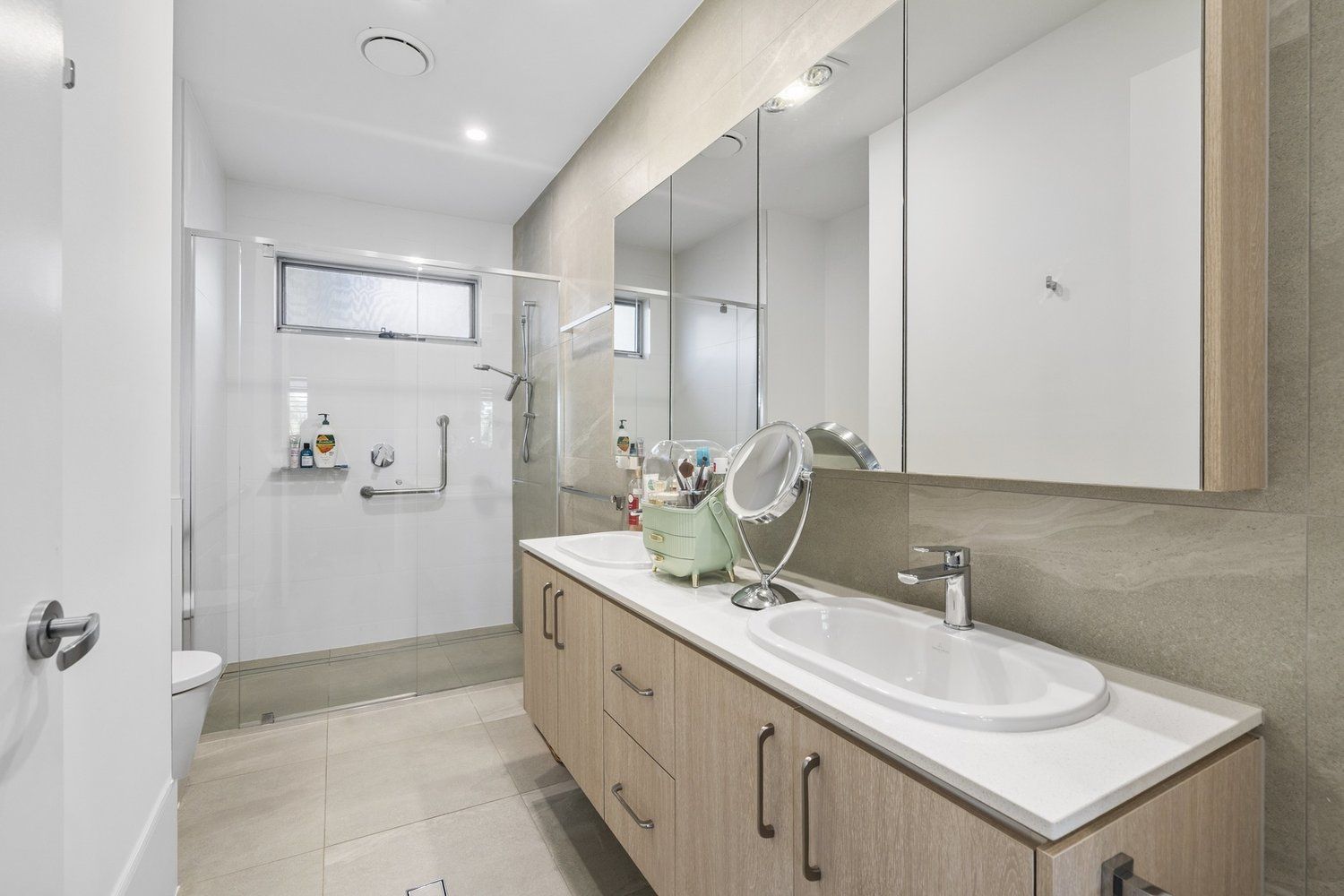 Spacious Living with Tranquil Bushland and River Views