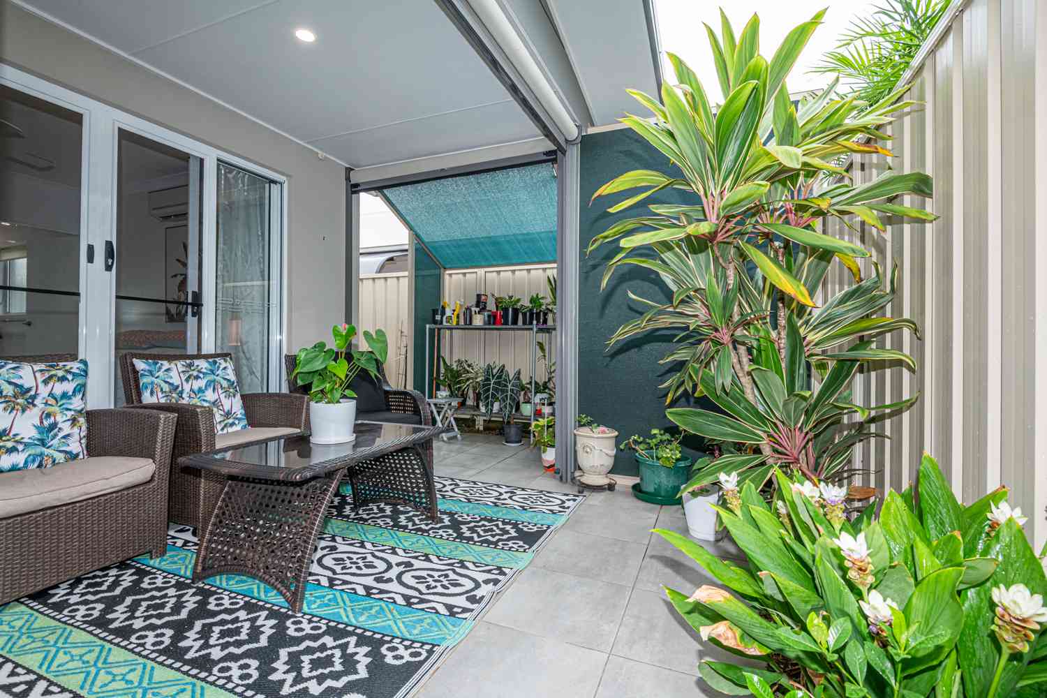 Comfort, Community & Convenience! 