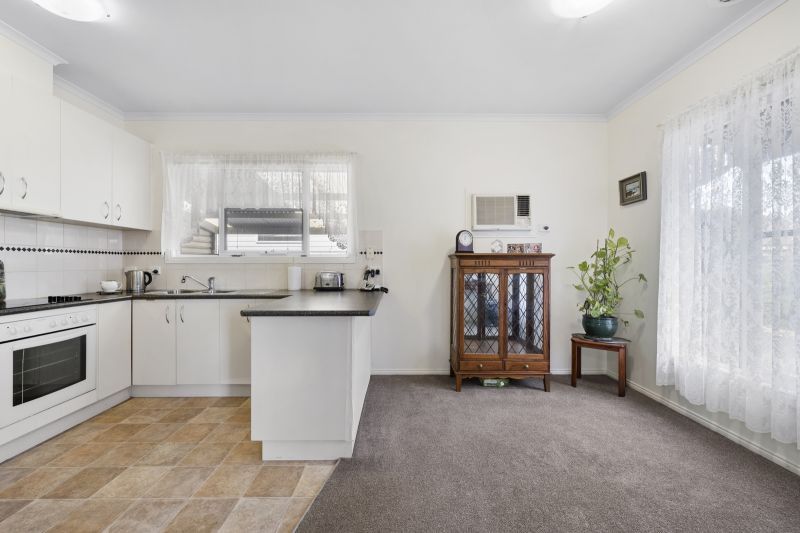 Cosy Single-bedroom Home