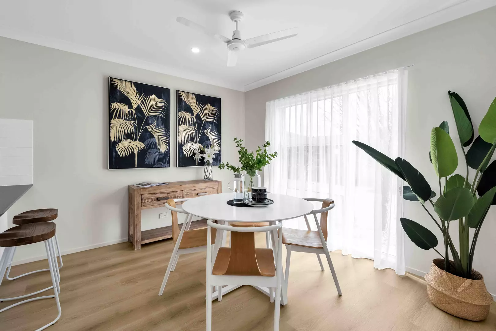 Home 30 Palm Lake Resort Truganina