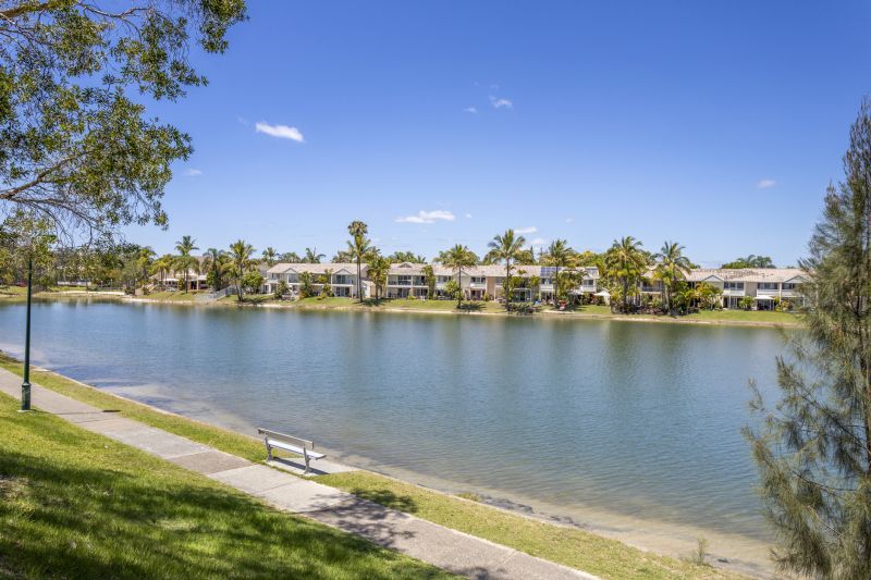 129/11 Araucaria Way, Elanora