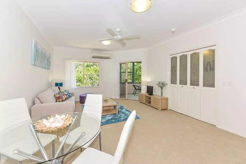 Spacious and stylish Serviced Apartment