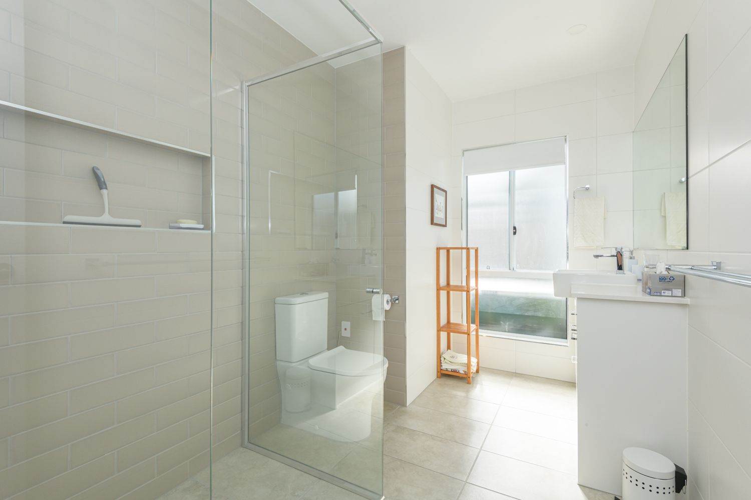 Elegant Lotus Living 