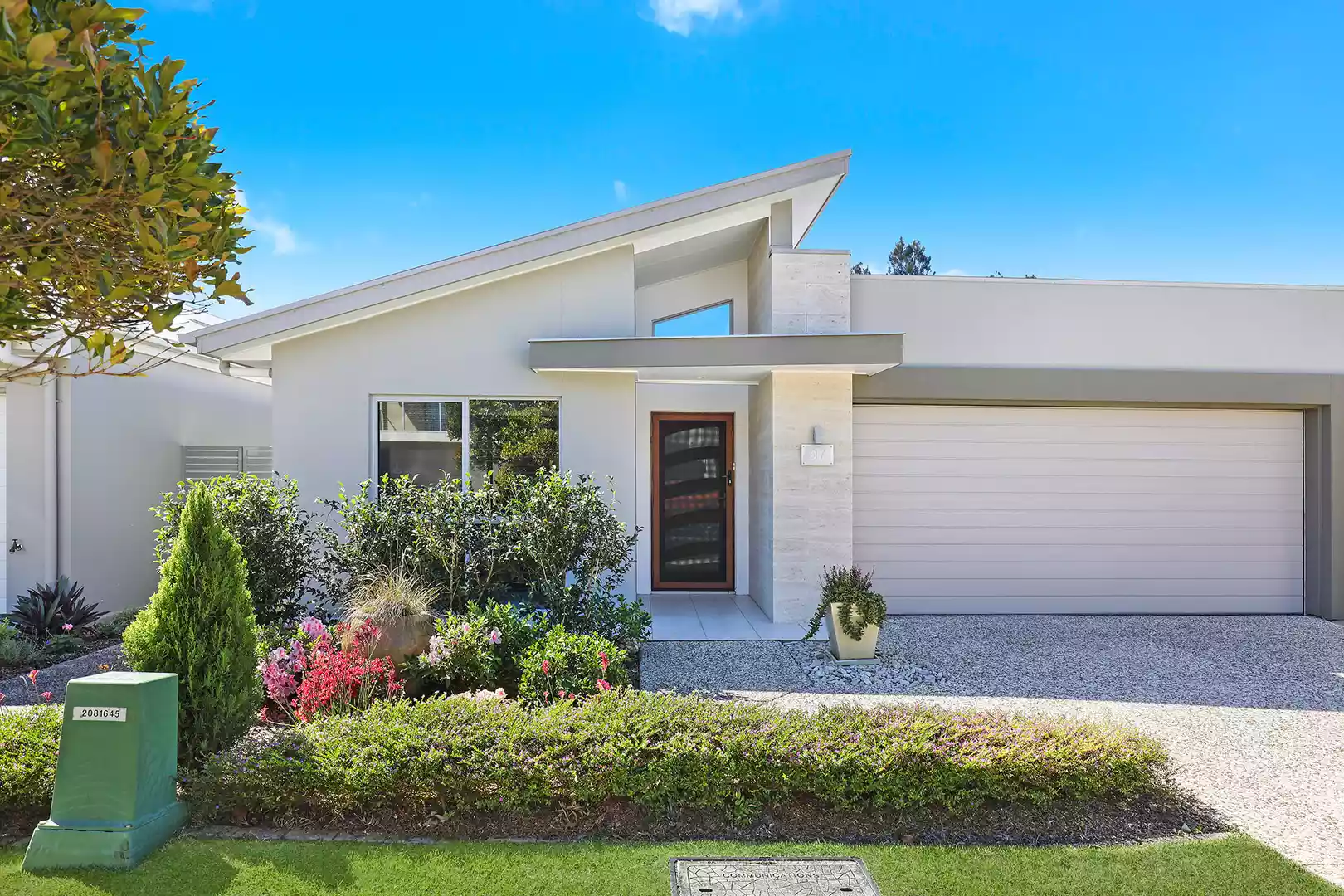 Effortless over 50's Living in Halcyon Landing - Villa 97