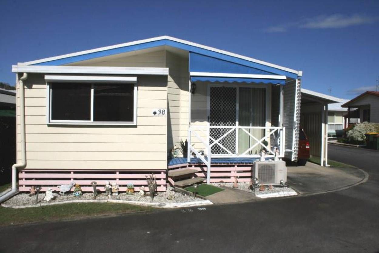 The Palms Village - Over 50's 'Pet Friendly' Lifestyle Village