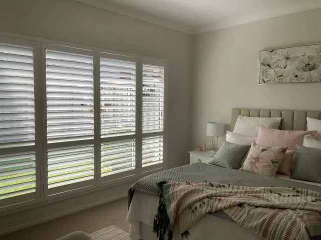 Charm and Elegance in the Honeysuckle Home