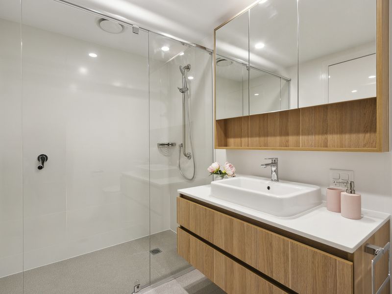 Light & Bright Apartment with Delightful Garden Outlook – Enquire Today!