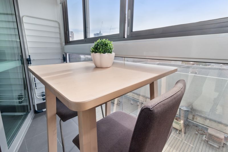 Luxurious Urban Living in Central Location!