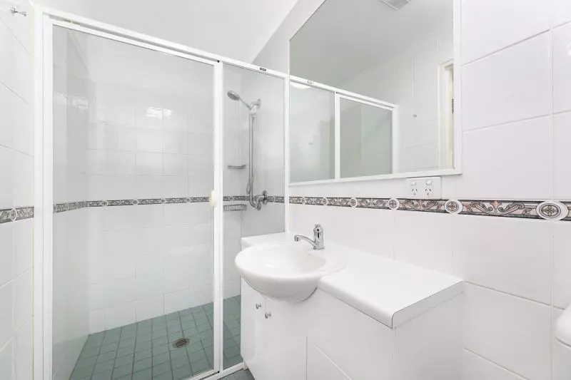 Picture perfect outlook and spacious proportions for relaxed retirement  living.