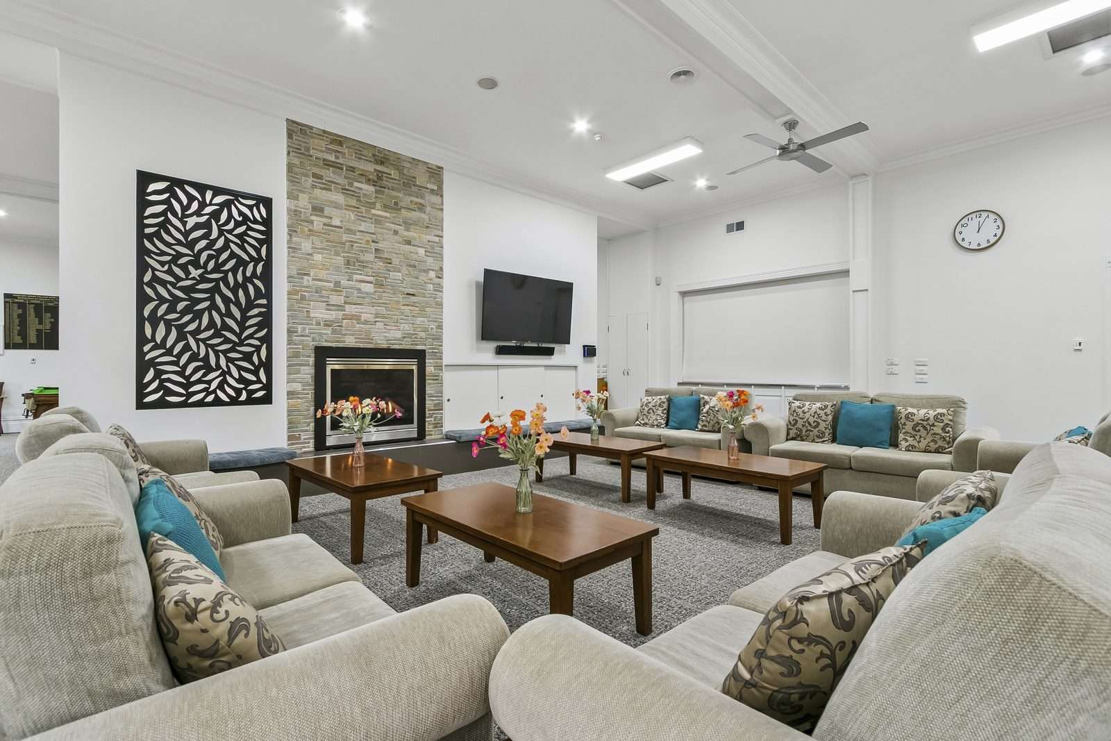 Light, Spacious and Ready to Love - Unit 20 Fiddlers Green