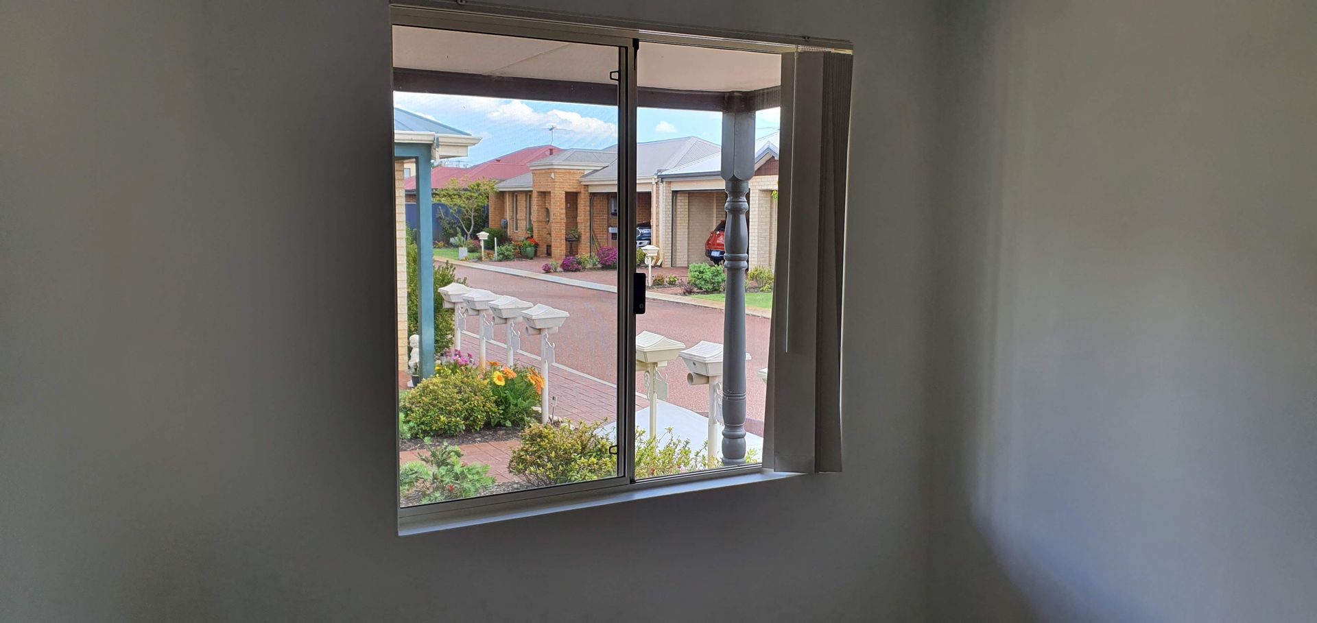 A Perfect Cottage By the Lake in a Cul-de-Sac Location - Unit 11