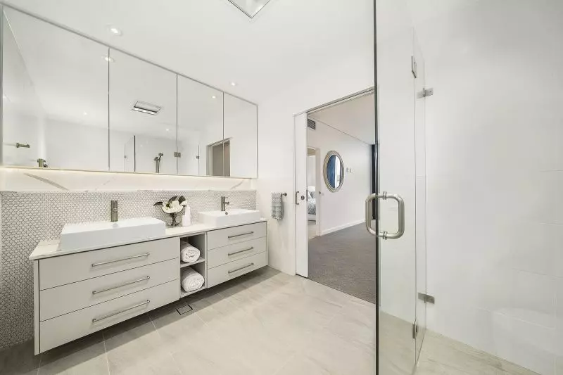 Luxury Apartment Style Living