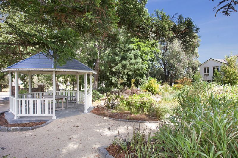 DEPOSIT TAKEN - Peaceful & Private, overlooking Tanti Creek