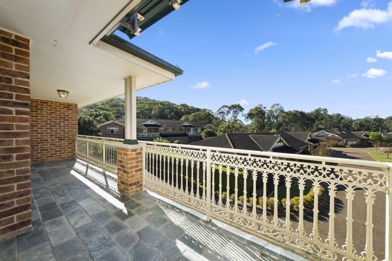 Charming newly fully refurbished 2-Bedroom PLUS study Home in Serene Oxford Falls - $1,490,000