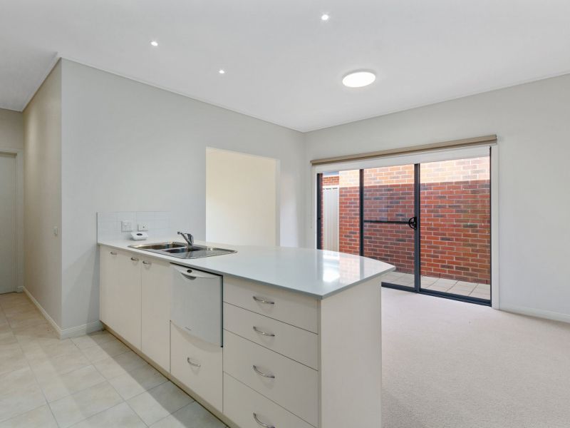 Looking for the space of a house, with a garden to match?