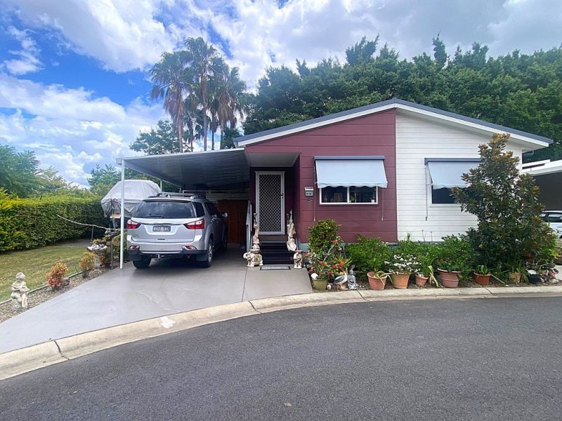 Perfect Home With The Lot!