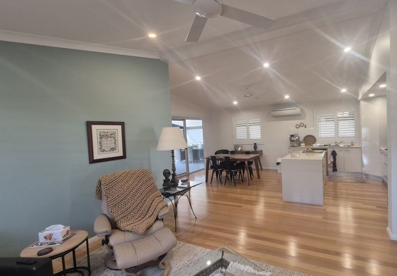 Impressive modern 2.5 bedroom home