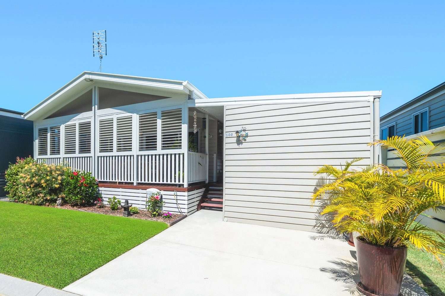Dual Access, Modern Living