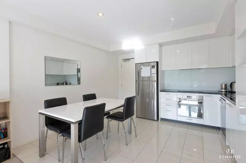 Lifestyle Investment On The City Fringe!