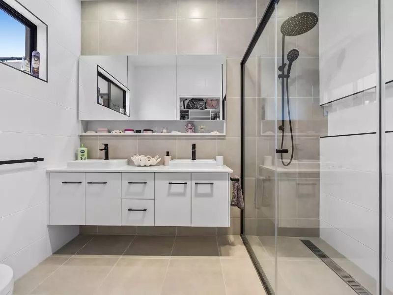 Site 64 - Established Moreton