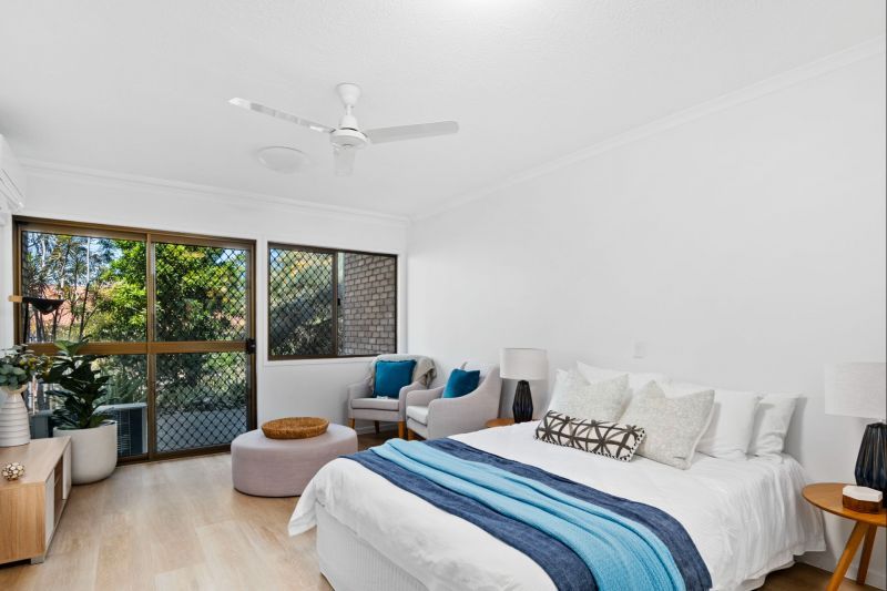 Studio apartment with lush green views