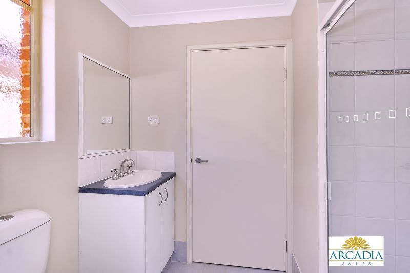 ARCADIA WATERS MANDURAH - Hop Skip & A Jump To The Clubhouse