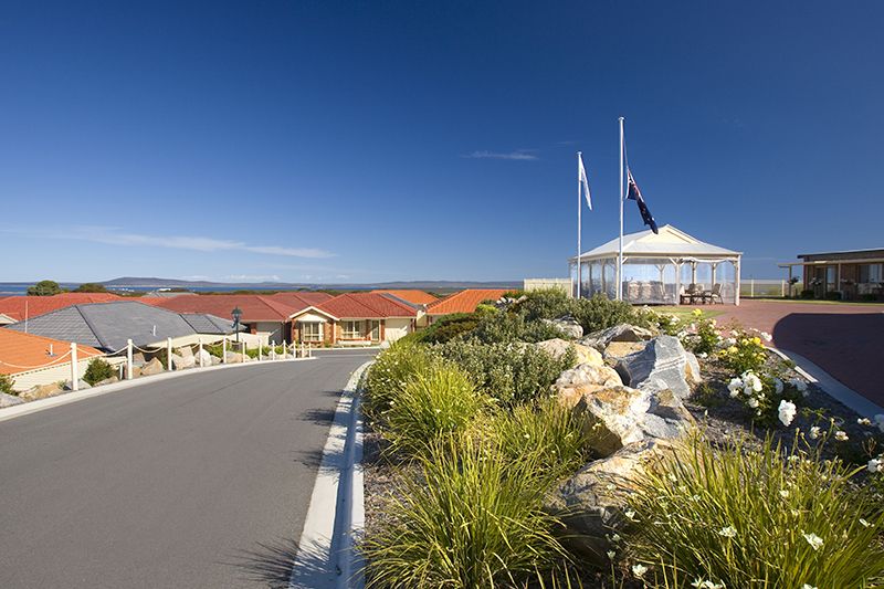 This large 3 bedroom villa is sure to impress! 