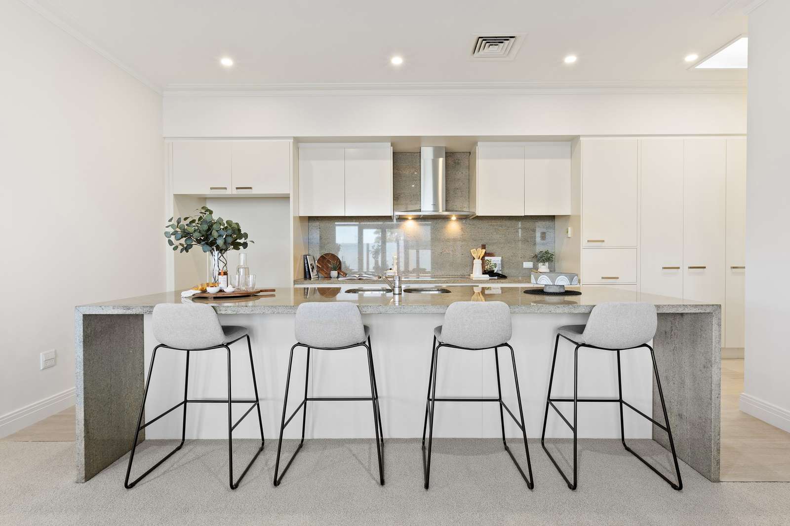 3-bedroom penthouse with spectacular views