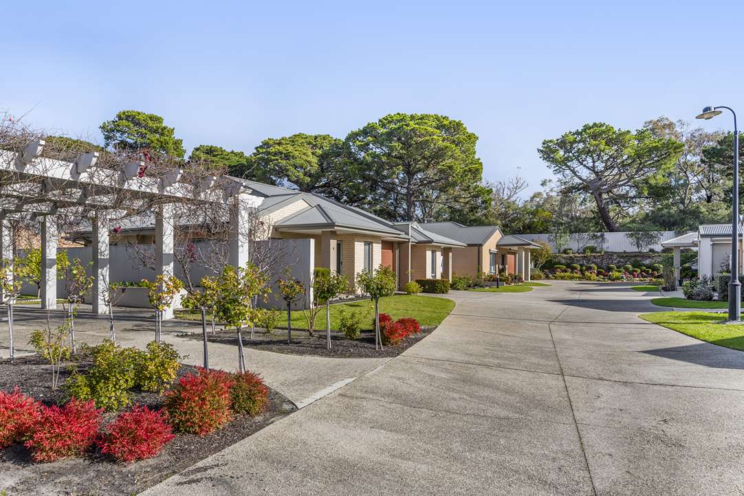 Modern, Oversized Two Bedroom Villa with Plenty of Natural Light and Courtyard