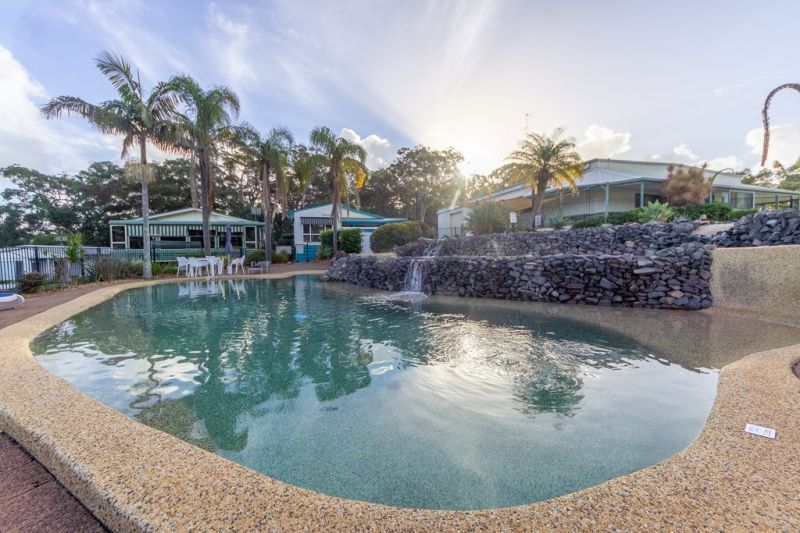 Refined Coastal Living