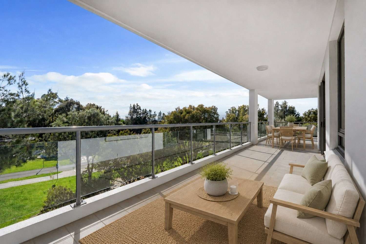 Spacious Three-Bedroom Apartment with Bayside Balcony View