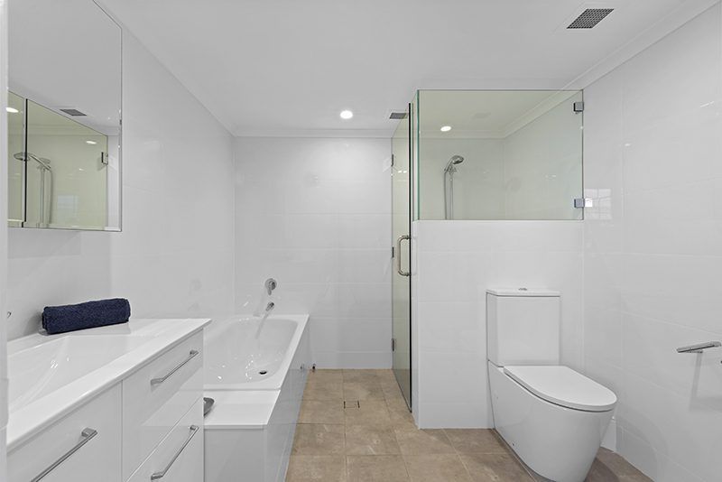 Ideally located, stylish ground floor unit near the Clubhouse with rear courtyard