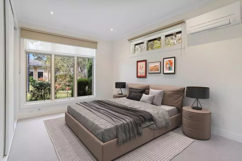 Bright, Refreshed Unit in Quiet Court Setting