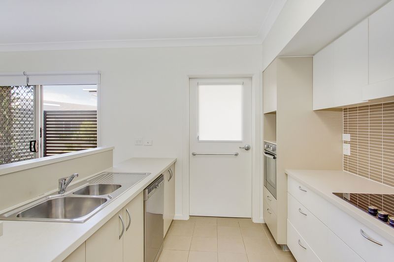 278/1 Cape Hawke Drive