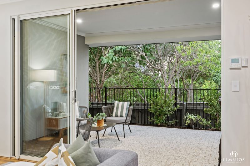 Modern Living With Tranquil Park Views