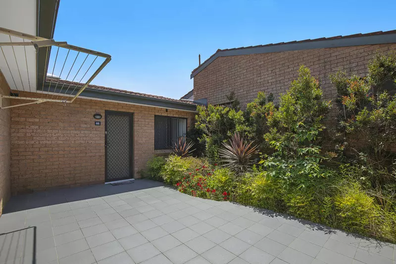 Private, Bright Villa with Alfresco Courtyard