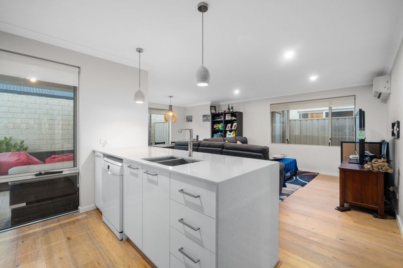 Effortless Living meets Coastal Charm!