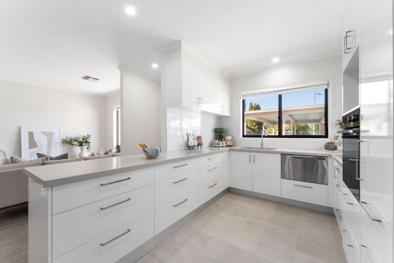 Well positioned two-bedroom plus study villa