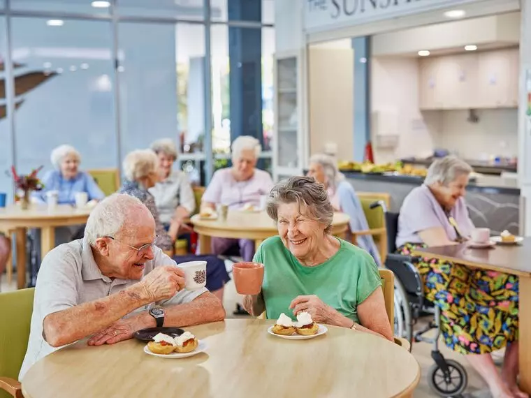 Goodhew Gardens + Bay Breeze