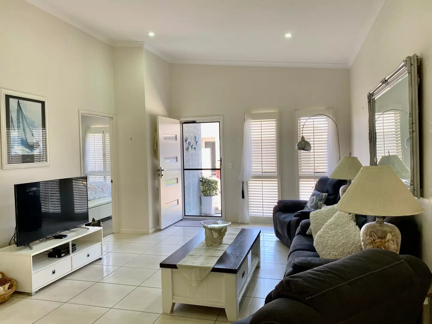 START LIVING THE LIFESTYLE