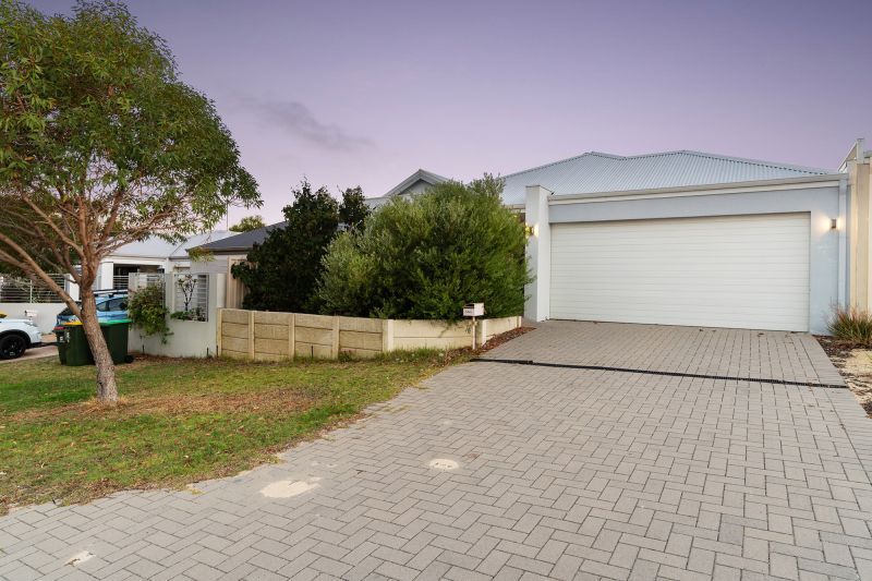 Effortless Living meets Coastal Charm!