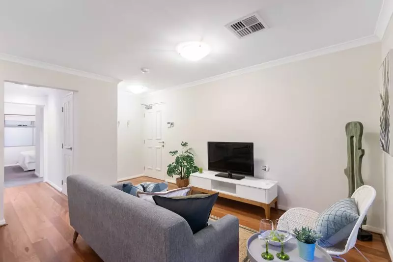 Fantastic Inner City Contemporary Lifestyle!